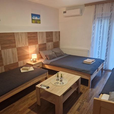 Bed and Breakfast Restoran I Sobe "Tocak" Doboj Esterno foto