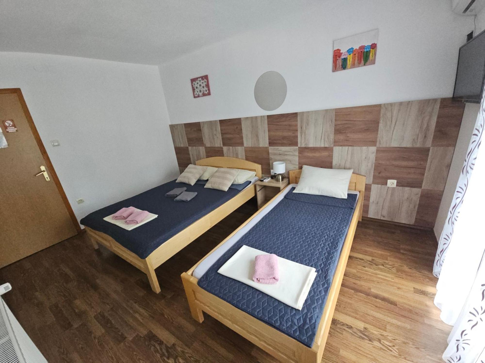 Bed and Breakfast Restoran I Sobe "Tocak" Doboj Esterno foto