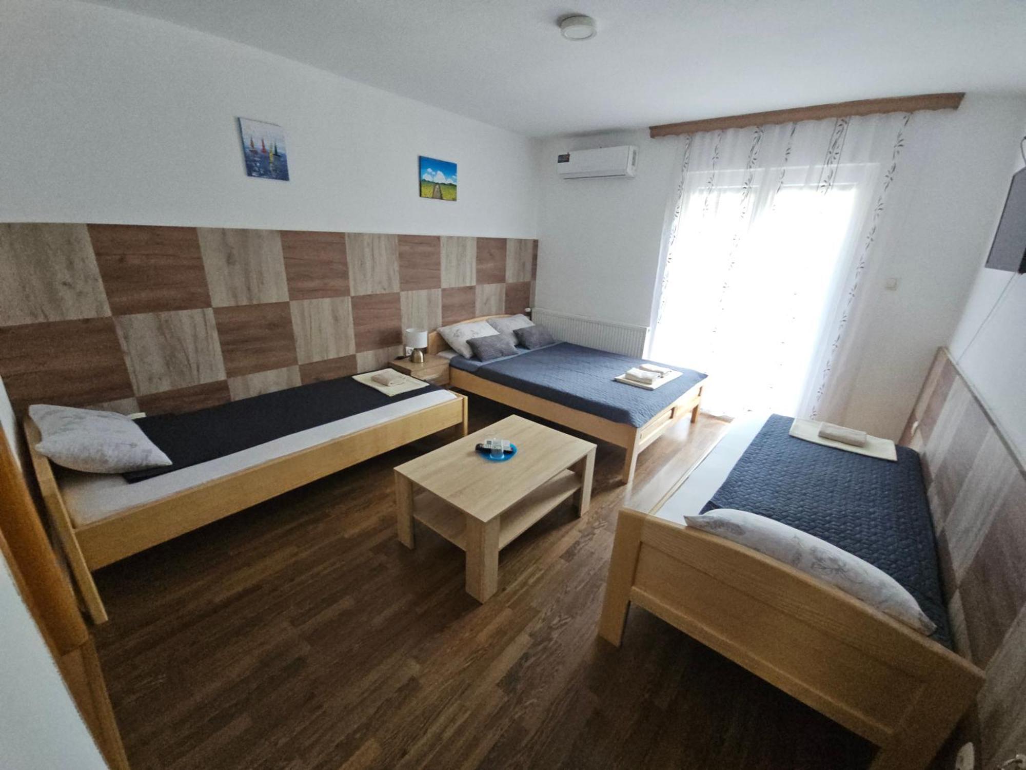 Bed and Breakfast Restoran I Sobe "Tocak" Doboj Esterno foto